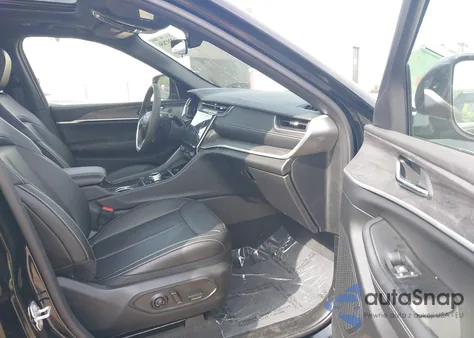 2025 Jeep Grand Cherokee Limited 4X4 z USA, uszkodzony, nr VIN 1C4RJHBG8SC298313